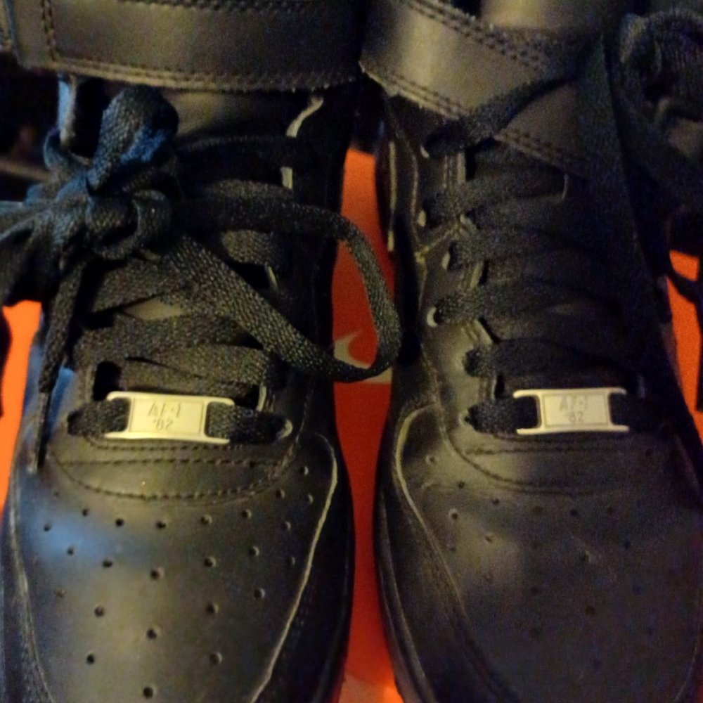 Nike AF-1 82 Mid (GS), Black/Black Big Kids 6.5Y (8 womens) - Picture 4 of 4